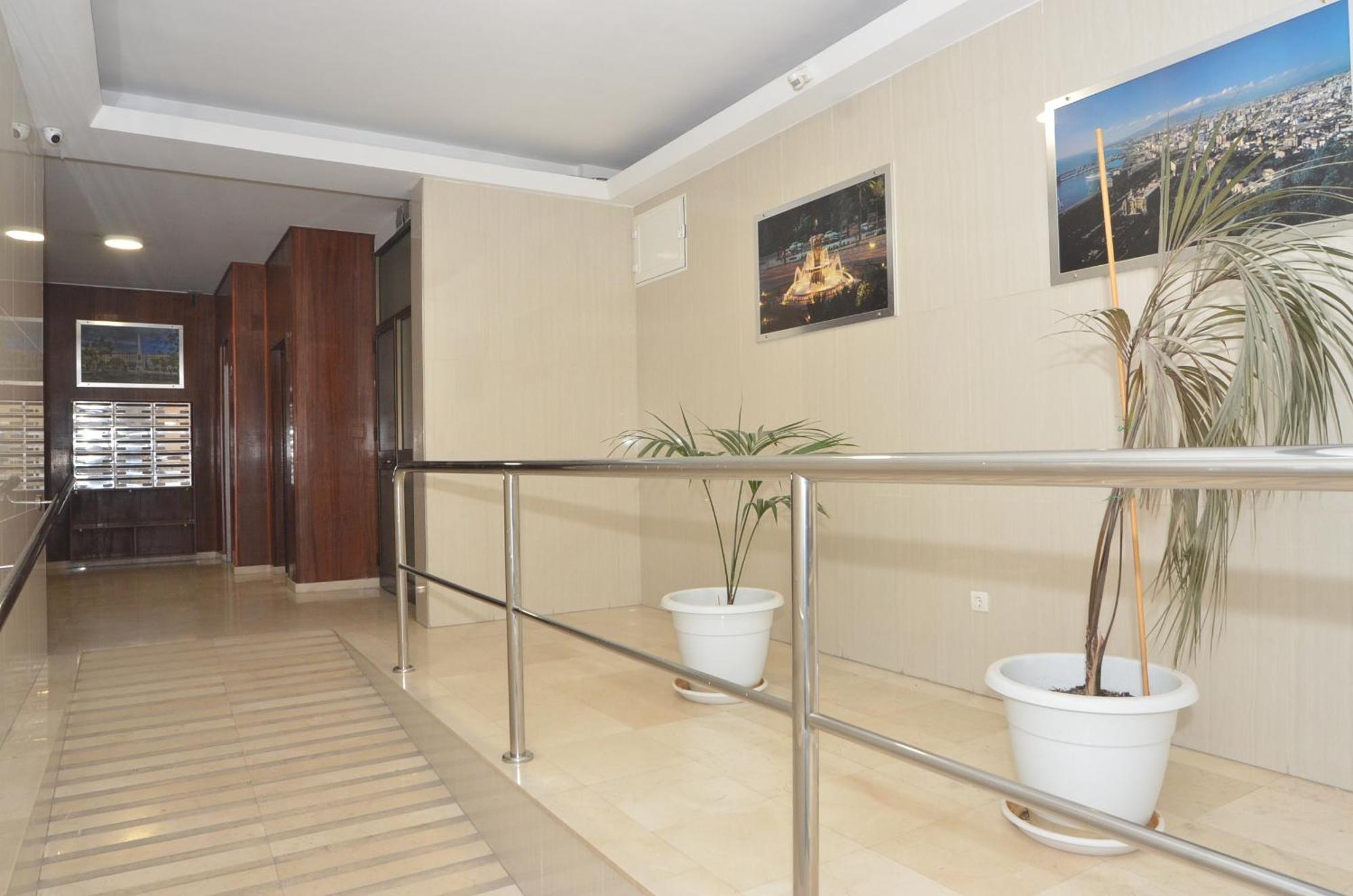 Alojamiento Beethoven Luxury มาลากา ภายนอก รูปภาพ