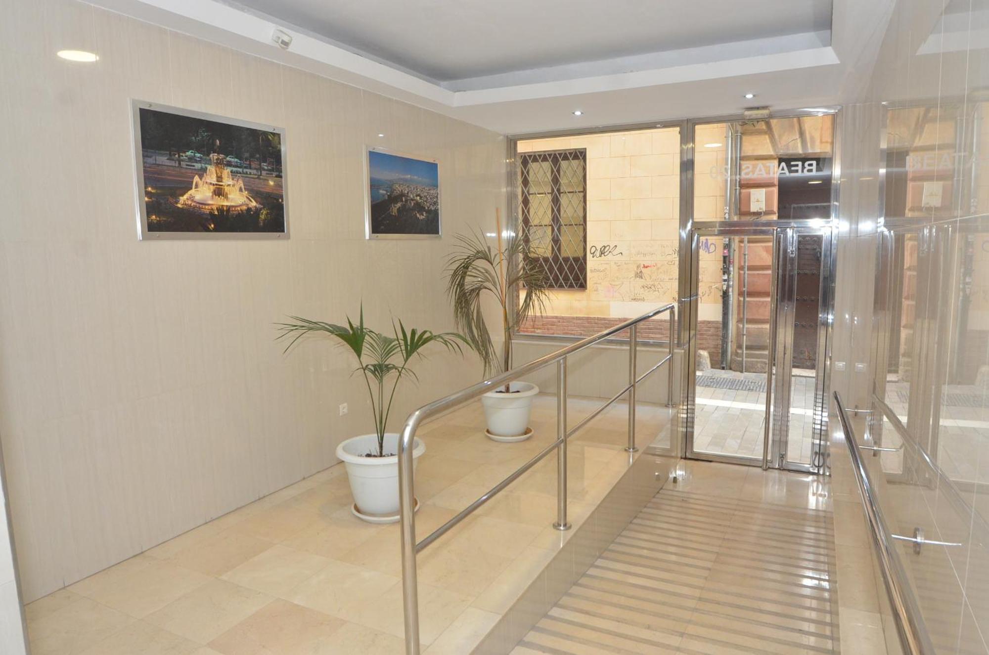 Alojamiento Beethoven Luxury มาลากา ภายนอก รูปภาพ
