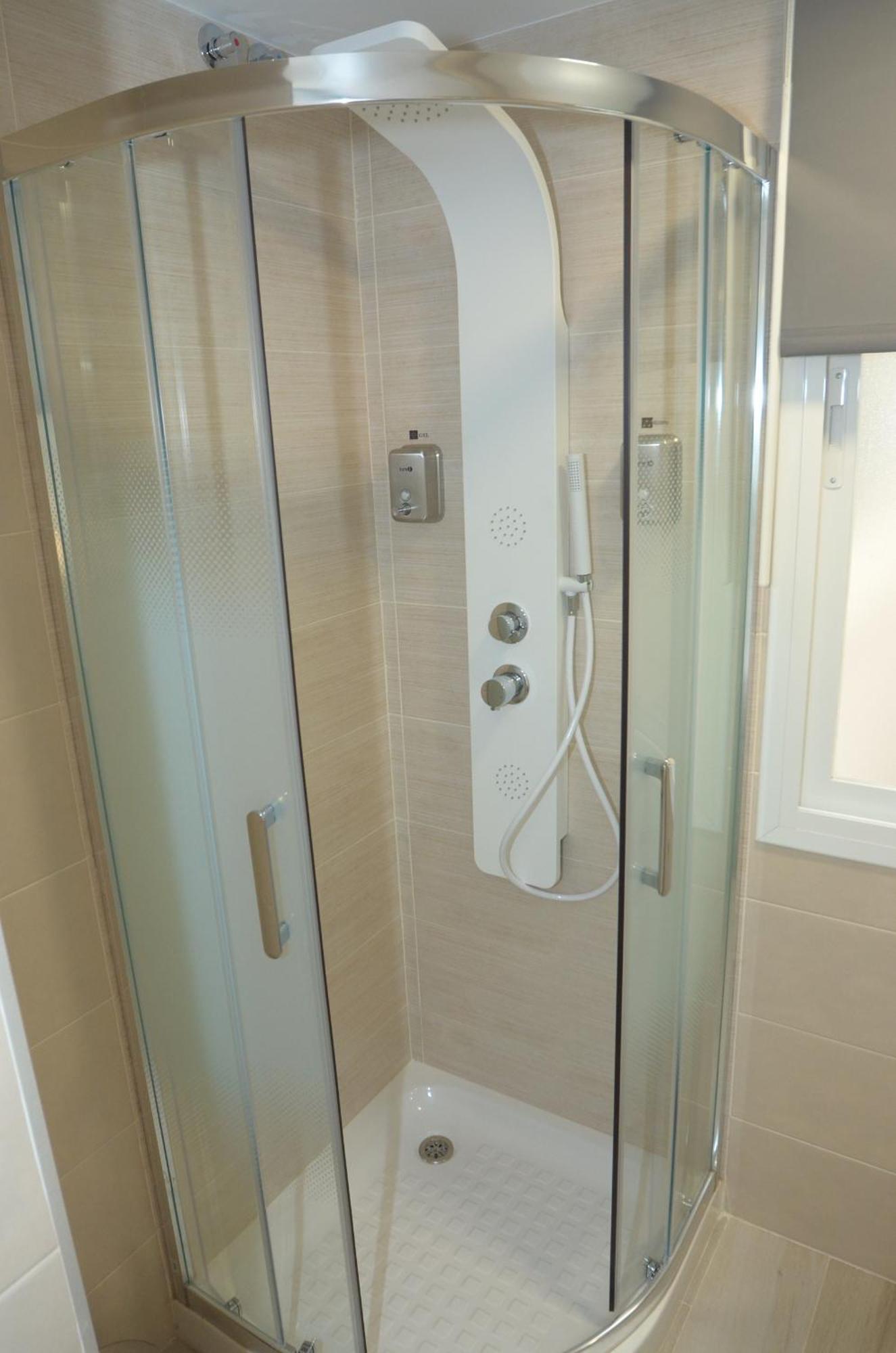 Alojamiento Beethoven Luxury มาลากา ภายนอก รูปภาพ