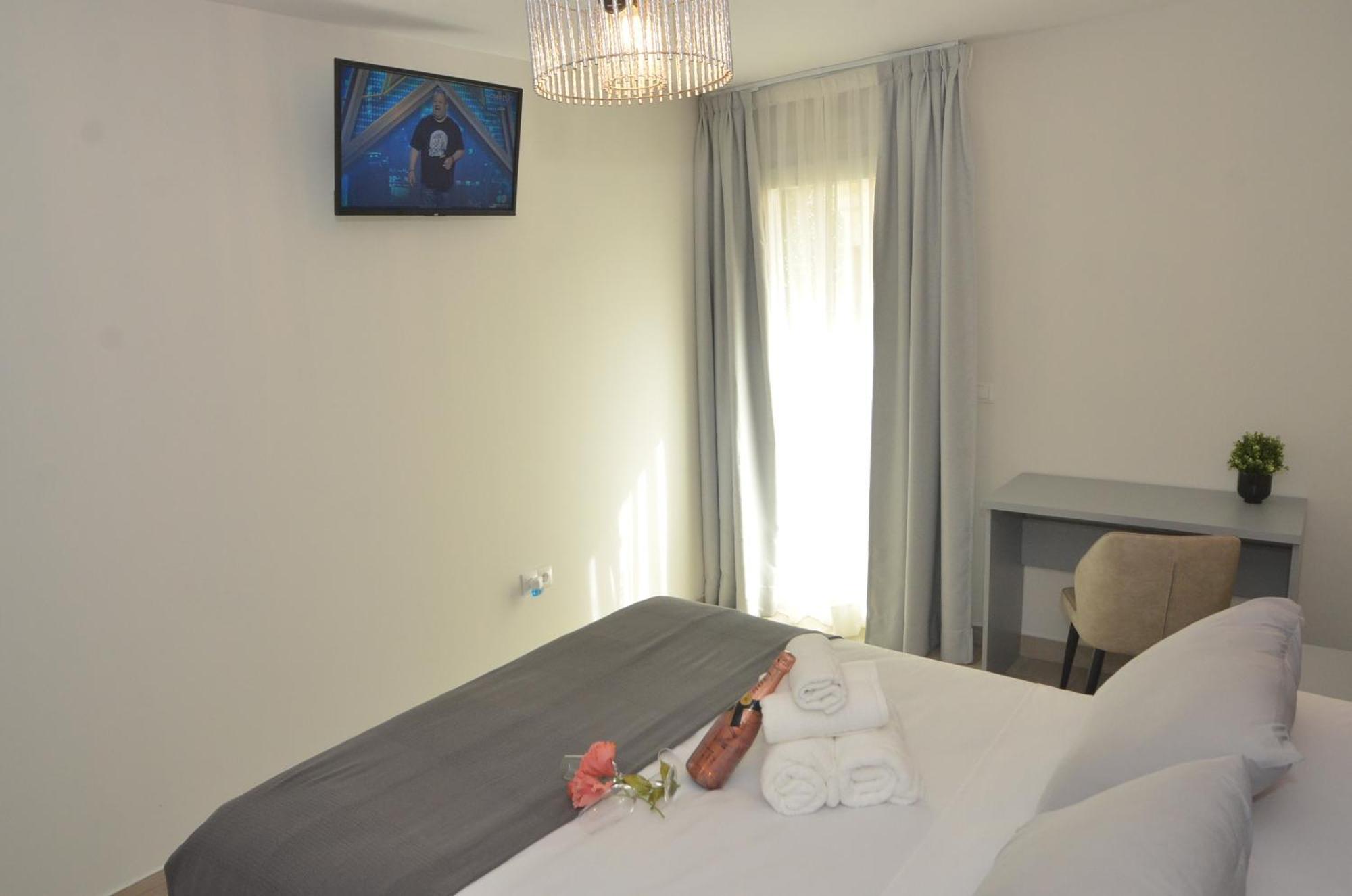 Alojamiento Beethoven Luxury มาลากา ภายนอก รูปภาพ